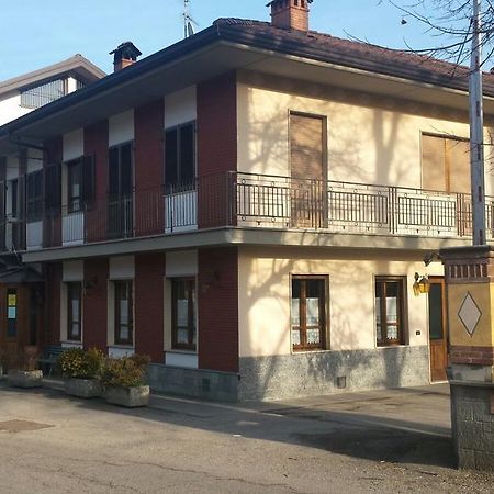 Hotel Ristorante Buasca Cuorgnè Exterior foto